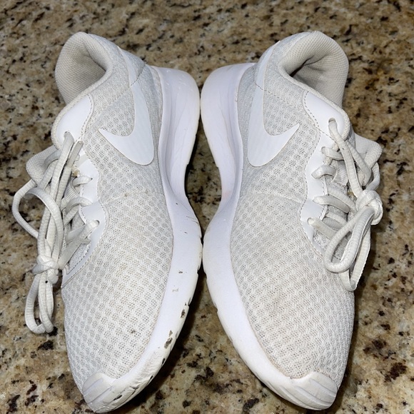 Nike Tanjun - Picture 3 of 9